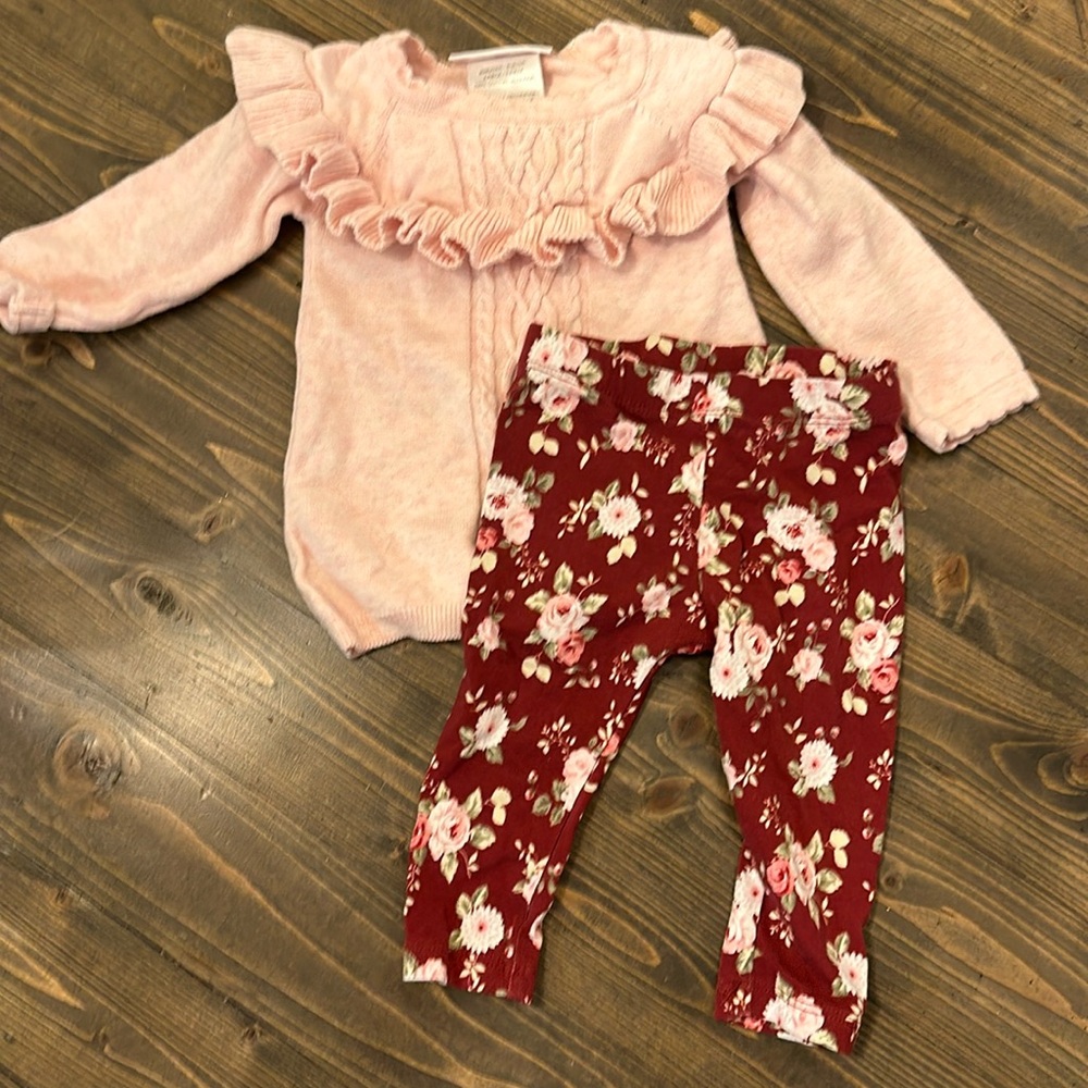 Baby sweater set
